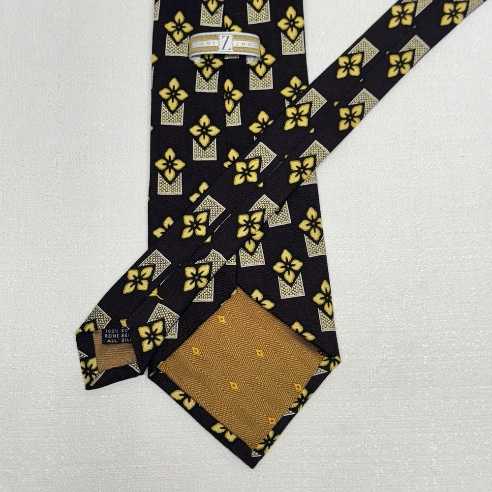 Z Inc. Silk Necktie Mens OS Purple‎ Gold Geometric Floral Italian Luxury Classic
